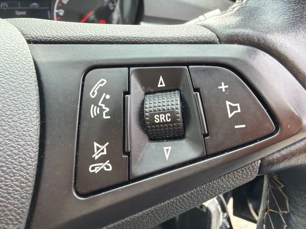 Opel Corsa 2019 SC 1.4 Only 57000 KM 383484240