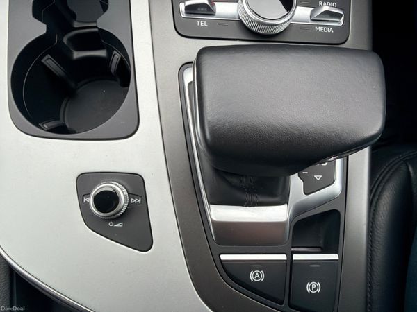 Audi Q7 2017 TDI 3.0 Quattro SE 218 Low Mileage 383405426