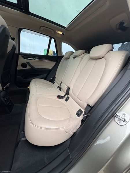BMW X1 18D X Line Pan Roof 383414502