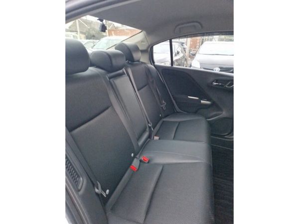 Honda Grace 2018| High spec self charging hybrid 383420302