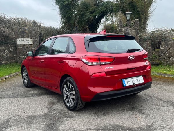 Hyundai i30 1.6 Diesel Deluxe 383425312