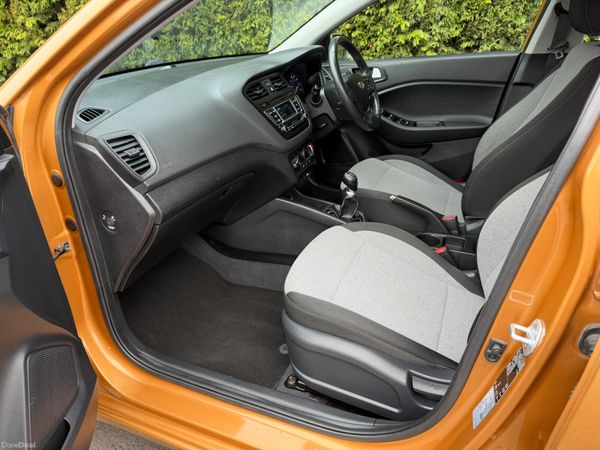 Hyundai i20 2016 DELUXE 1.2 AMBER PEARL 383428300