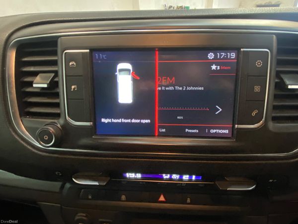 171 Citroen  Spacetourer 1.6 D - 8 SEATER - LOW KM 383432070