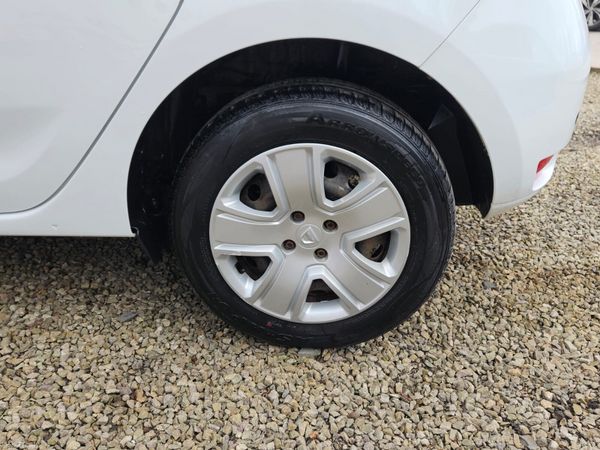 Dacia Sandero 2020 1.0 Petrol High Spec Low Miles 383434408