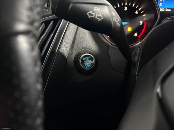 2017 Ford Focus ST Line 1.5 TDCi 120 Bhp 383542460