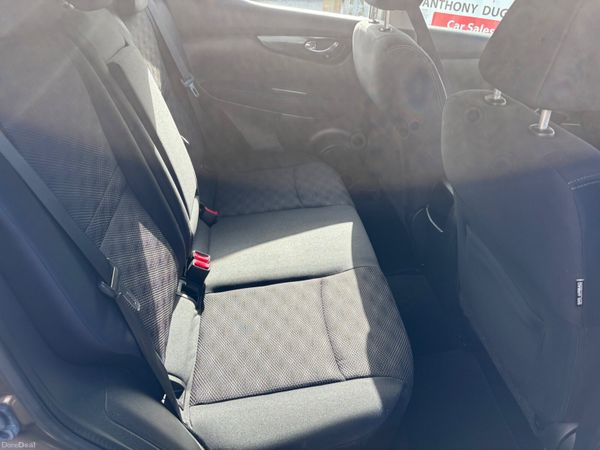 142 Nissan Qashqai 1.5dci 383554576