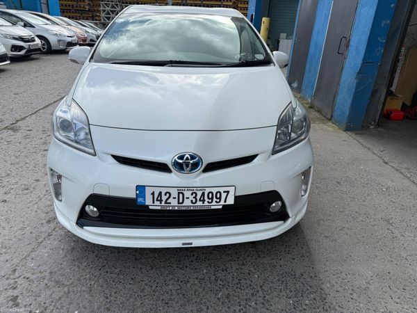 2014 Toyota Prius Hybrid Automatic 383584188