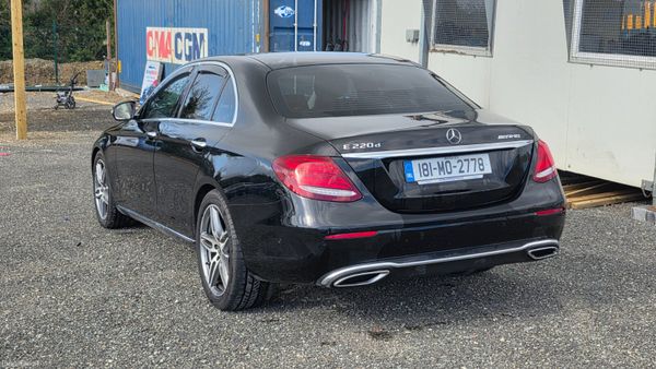Mercedes E220D AMG Line premium Edition | PANROOF 383585244