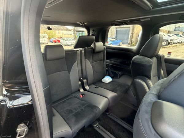 231 Toyota Alphard  2.5 Hybrid 383531340