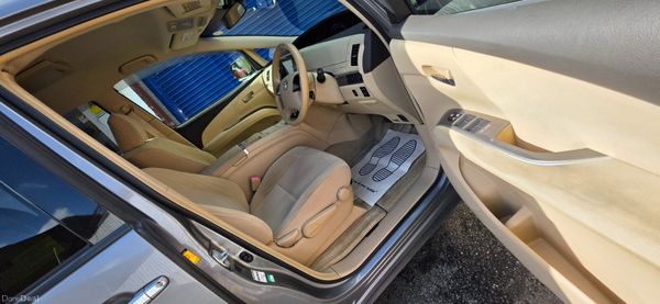 Toyota Estima Hybrid 383534424