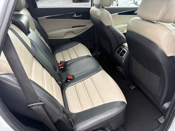 Kia Sorento AWD 7 Seater 383534910