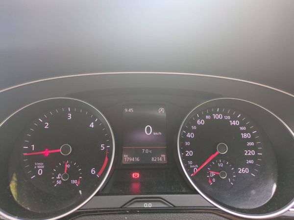 2015 Volkswagen Passat HIGHLINE 1.6tdi *LOW KMS* 383695562