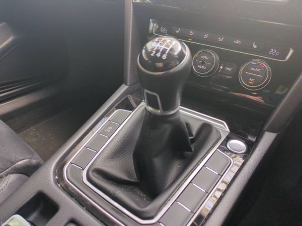 2015 Volkswagen Passat HIGHLINE 1.6tdi *LOW KMS* 383695564