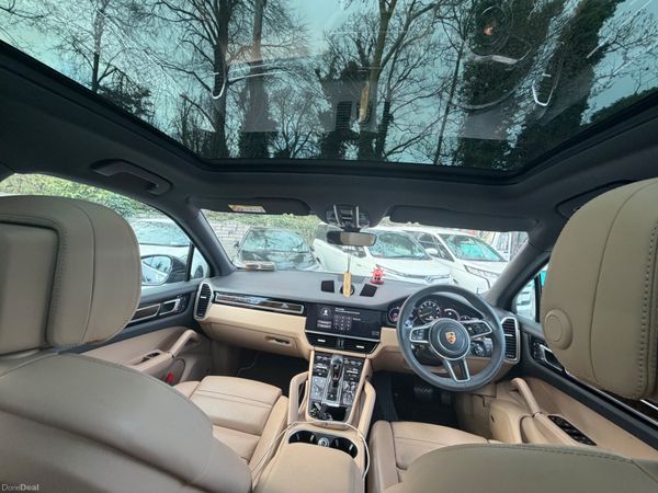 Porsche Cayenne 2022 383610076