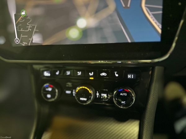 221  Skoda Superb 1.4 TSi-E Sportline + DSG Estate 383610782