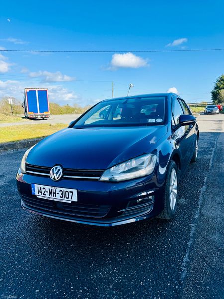 Volkswagen Golf 2014 383616322