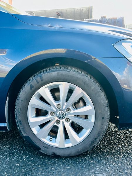 Volkswagen Golf 2014 383616324