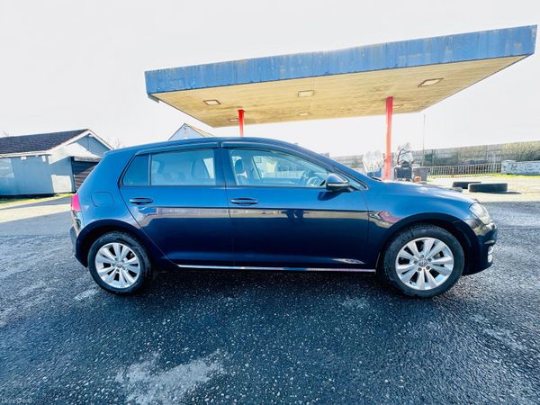 Volkswagen Golf 2014 383616334