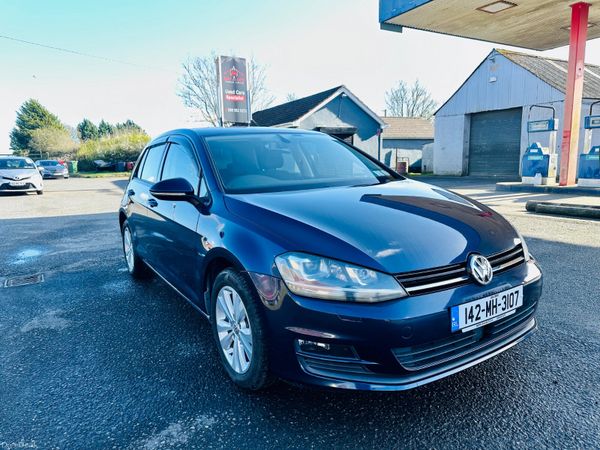 Volkswagen Golf 2014 383616338