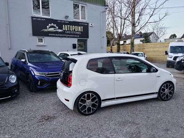 V.W. Up Gti 383625010