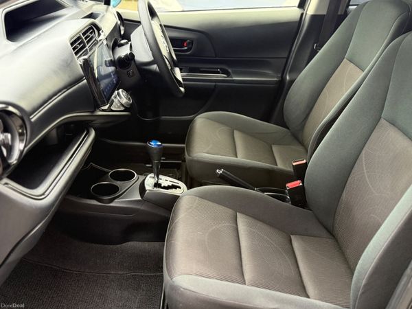 2017 Toyota Aqua Hybrid Automatic/ Modelista Spec 383767236