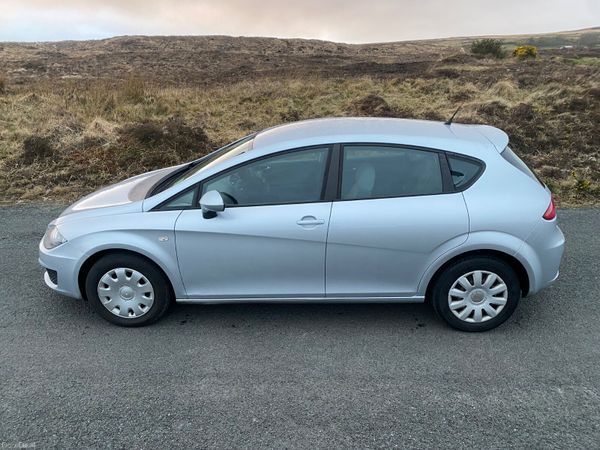 SEAT Leon 2010 383771154