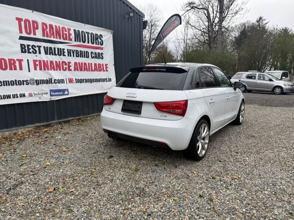 Audi A1 2012 383775650