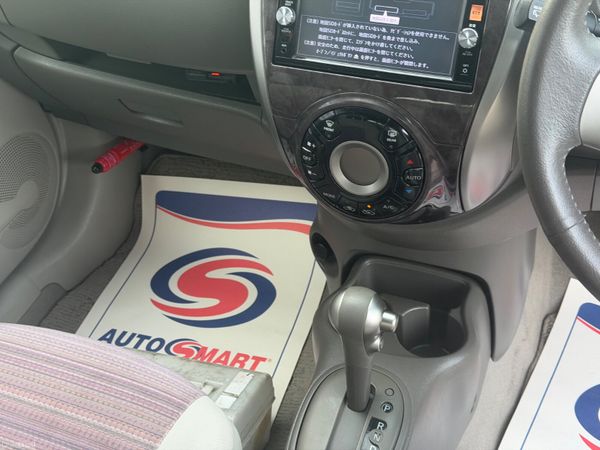 Nissan March 2015 383777048