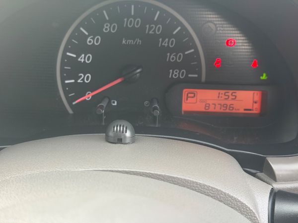 Nissan March 2015 383777064