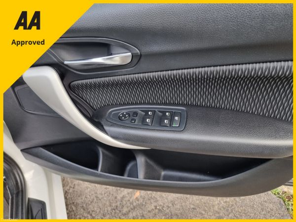 2014 BMW 1-Series Automatic 383778972