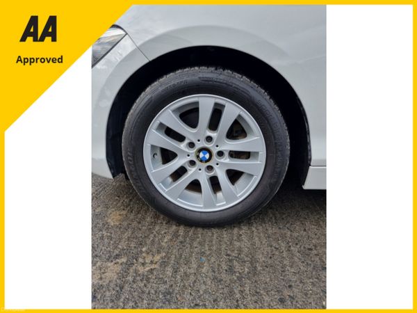 2014 BMW 1-Series Automatic 383778978