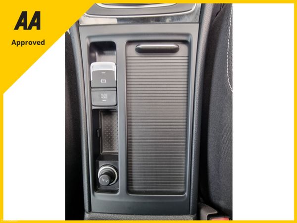 2016 Volkswagen Golf 1.4L Automatic 383778994