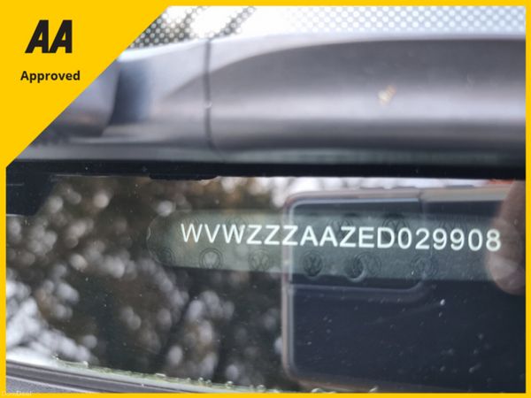 2014 Volkswagen up Automatic 383779132