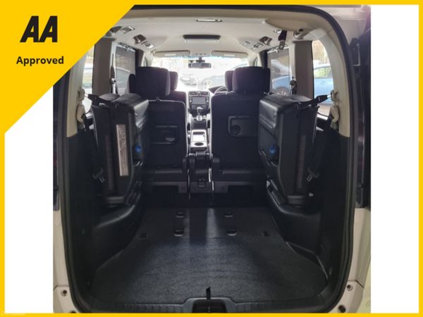 2014 Nissan Serena Full option Automatic 383780096