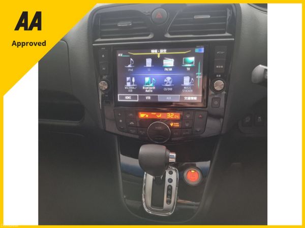 2014 Nissan Serena Full option Automatic 383780120