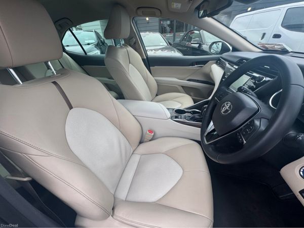 Toyota Camry PLATINUM IRISH CAR TOP SPEC 383781650