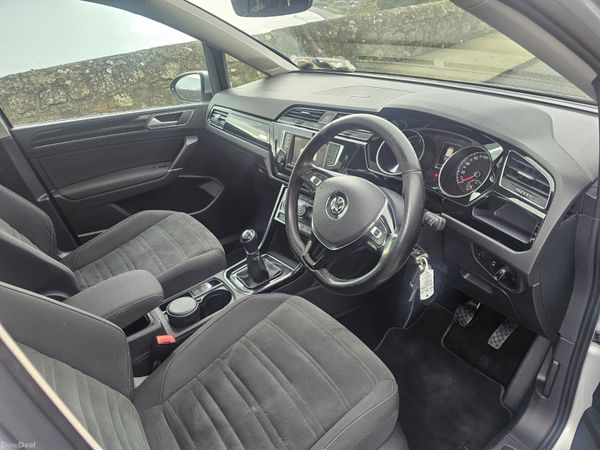 Volkswagen Touran 2016 2.0 TDI 383794978