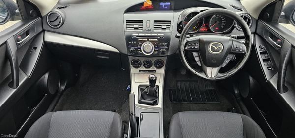 2011 Mazda 3 (Low milage) 383798948