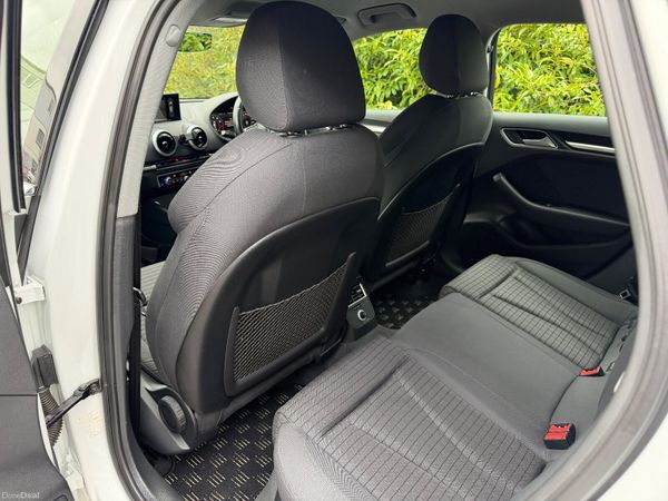 Audi A3 S-Line Automatic 1.4 383715882