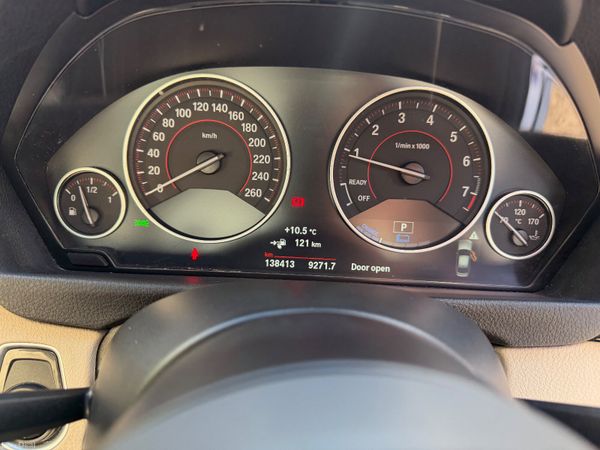 BMW 330e M-Sport 2017 383717472