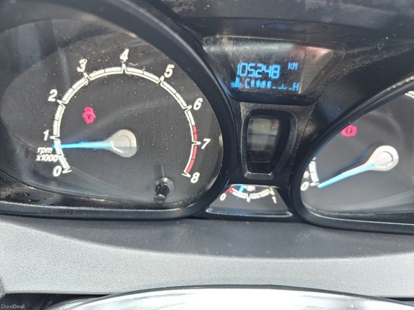 Ford Fiesta 2013 1.2 low mileage only 105klm 383719768