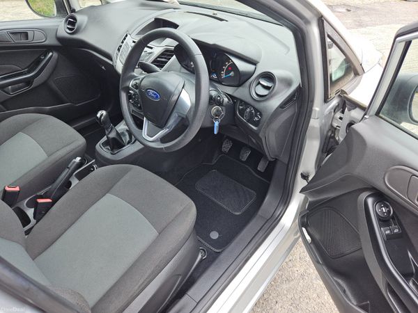 Ford Fiesta 2013 1.2 low mileage only 105klm 383719770