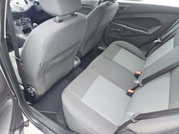 Ford Fiesta 2013 1.2 low mileage only 105klm 383719786