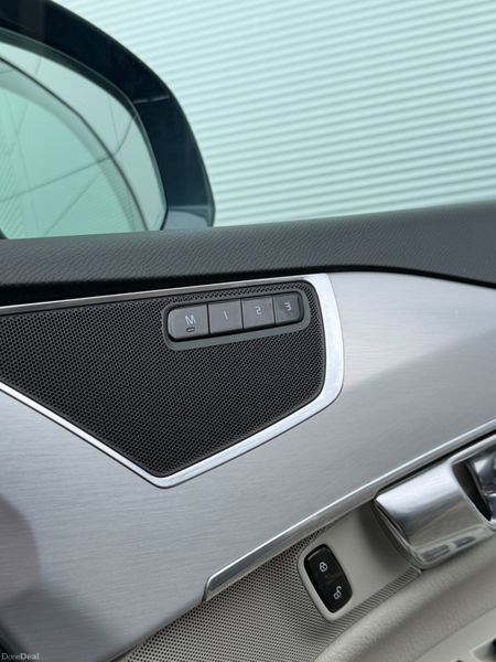 Volvo XC90 Momentum *7seater 383731282