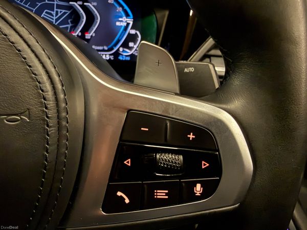 221 BMW 330E M-Sport 383734994