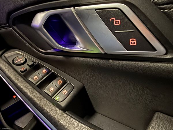 221 BMW 330E M-Sport 383735008