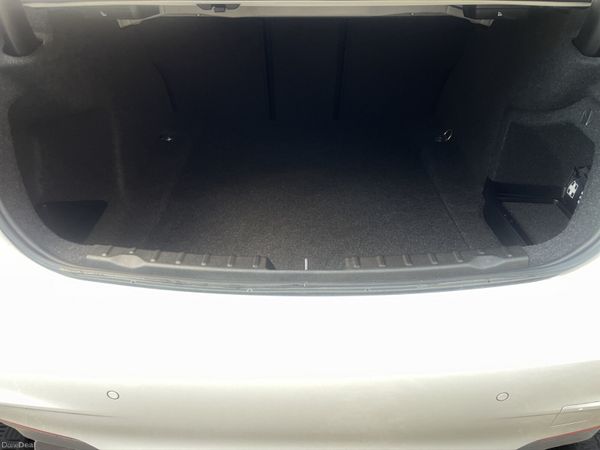 2015 BMW 320i M Sport Automatic – STOCK NO. 78 383736600