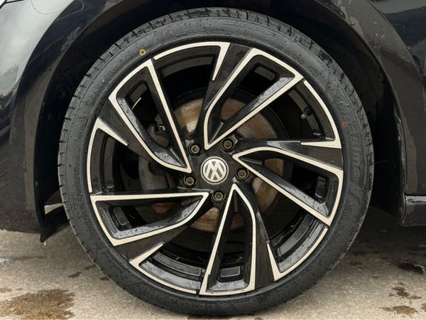 Volkswagen Golf HIGHLINE 1.6 TDI MANUAL 5SPEED 110 383849538