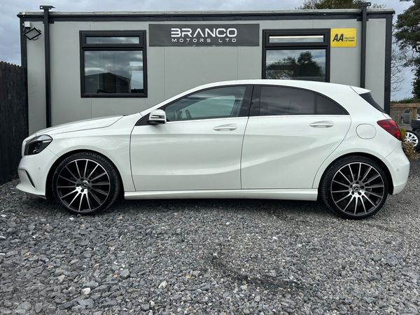 Mercedes-Benz A180 Auto Style 383852474