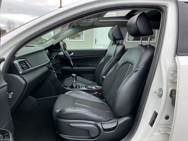 2018 KIA OPTIMA ESTATE 1.7 PANORAMIC ROOF 1 OWNER 383865280